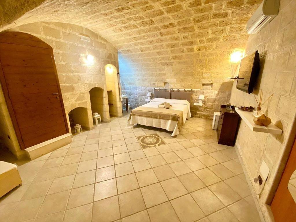 Suite Arco 166 Stanza Privata Трани Экстерьер фото
